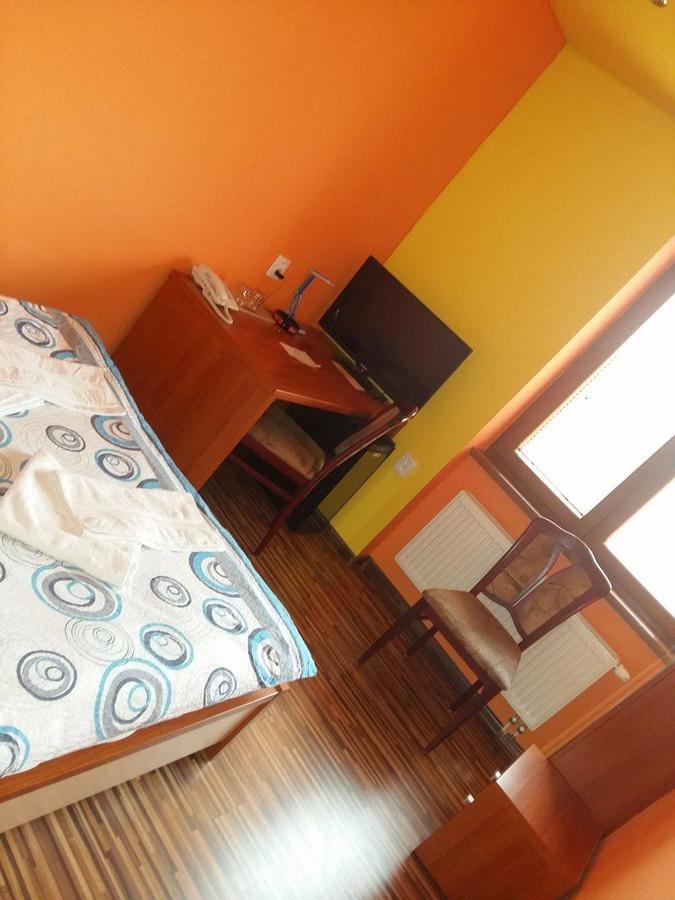 Hotel Central Sala Room photo
