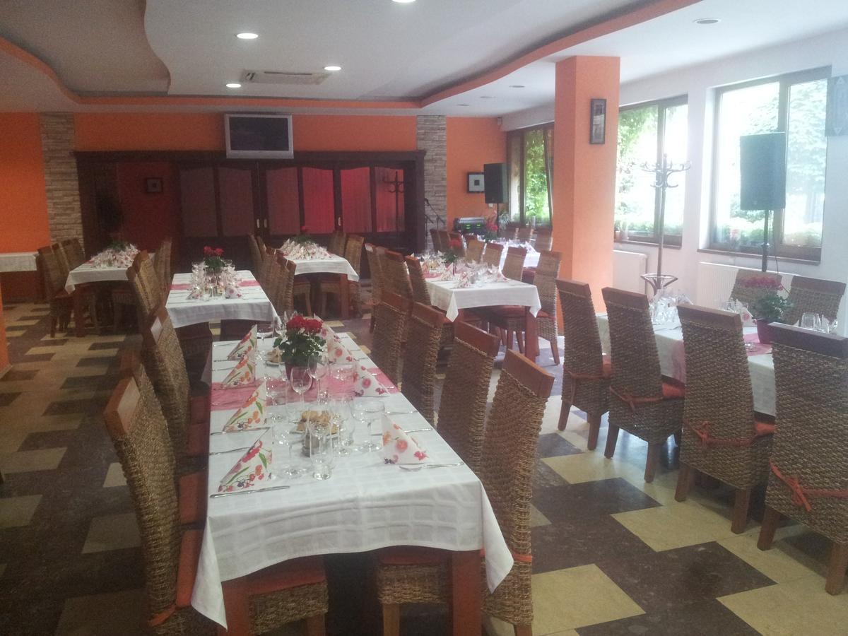 Hotel Central Sala Exterior photo