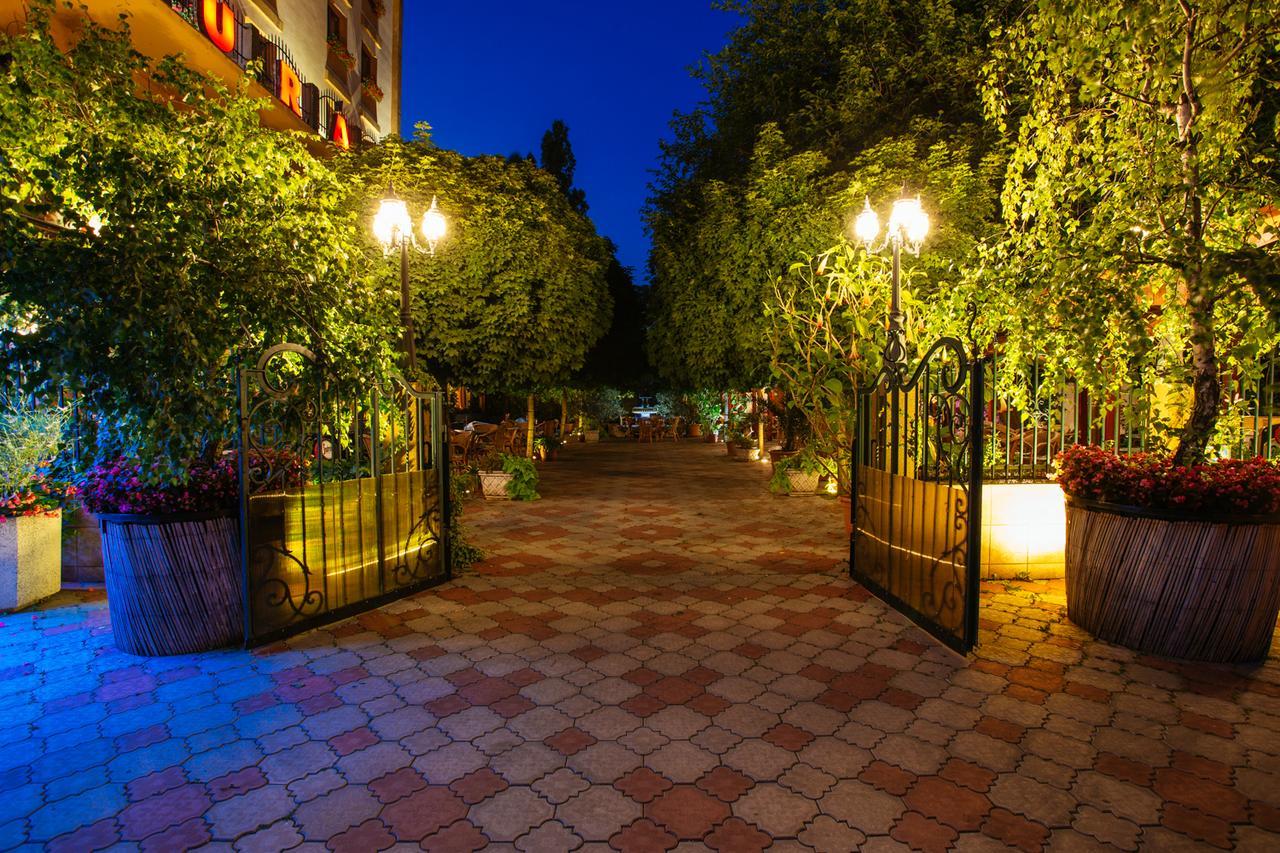 Hotel Central Sala Exterior photo